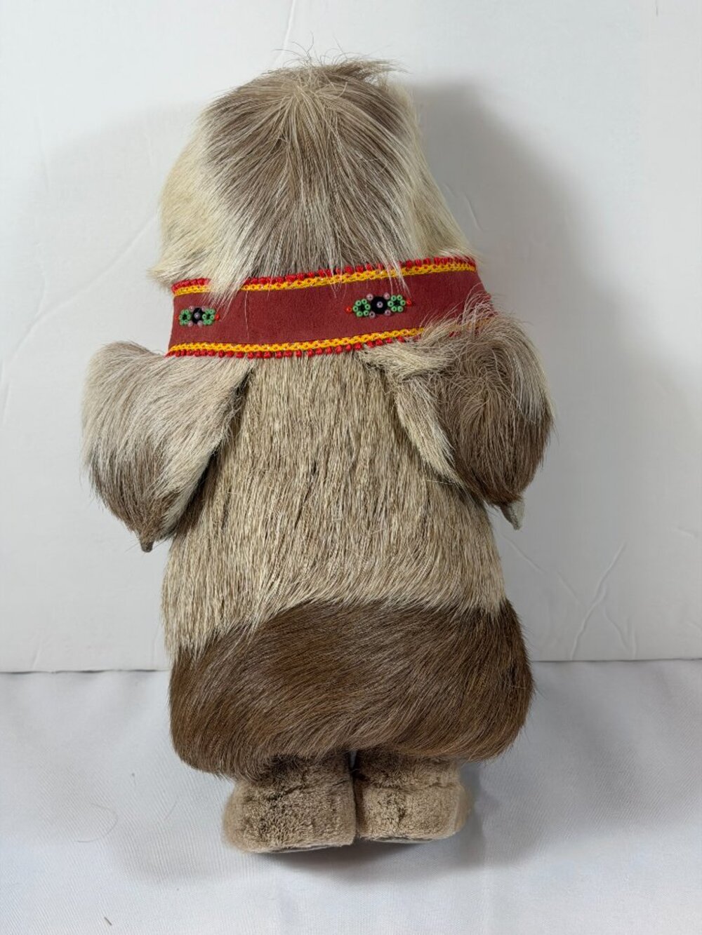 Vintage Inuit Native Arctic Doll, Handmade, Fur & Glass Beads, MINT condition - Picture 9 of 13